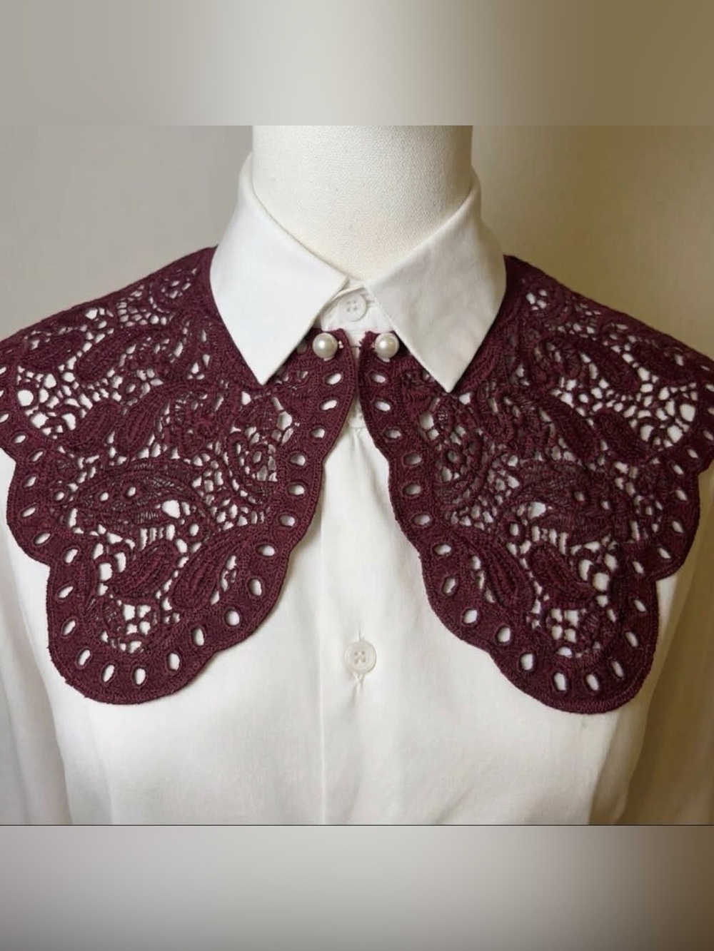 NWT Burgundy Lace Detachable Collar Pearl Closure Floral Vintage Peter Pan